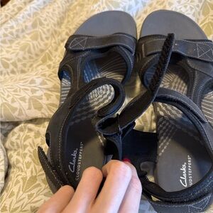 Clarks Black Women's Velcro Cloudsteppers Sandals